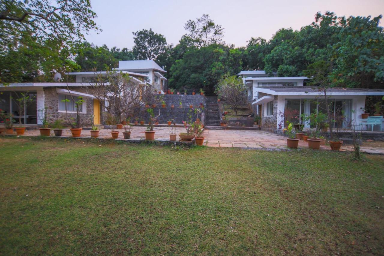 Nāndgaon V Resorts Mahua Bagh Murud מראה חיצוני תמונה